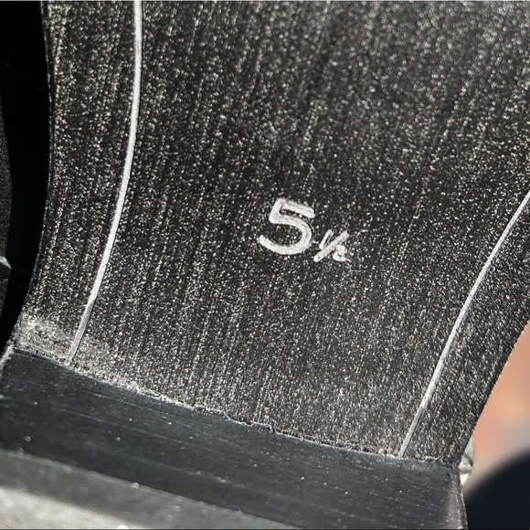 NWOB! Sam Edelman Black Leather Booties Sz. 5.5 - Picture 7 of 8